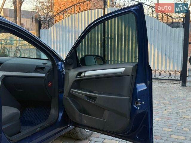 Синій Опель Астра, об'ємом двигуна 1.69 л та пробігом 230 тис. км за 5200 $, фото 18 на Automoto.ua
