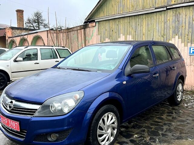 Синий Опель Астра, объемом двигателя 1.4 л и пробегом 205 тыс. км за 4500 $, фото 1 на Automoto.ua