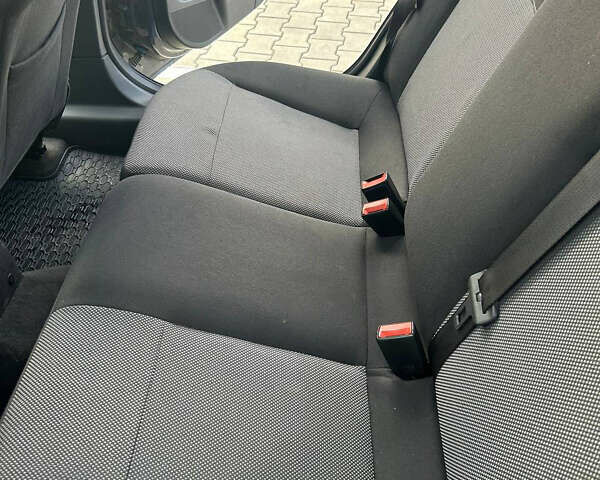 Синий Опель Астра, объемом двигателя 1.69 л и пробегом 240 тыс. км за 5500 $, фото 12 на Automoto.ua