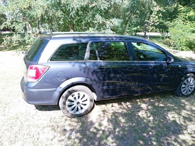 Синий Опель Астра, объемом двигателя 1.6 л и пробегом 222 тыс. км за 5200 $, фото 22 на Automoto.ua