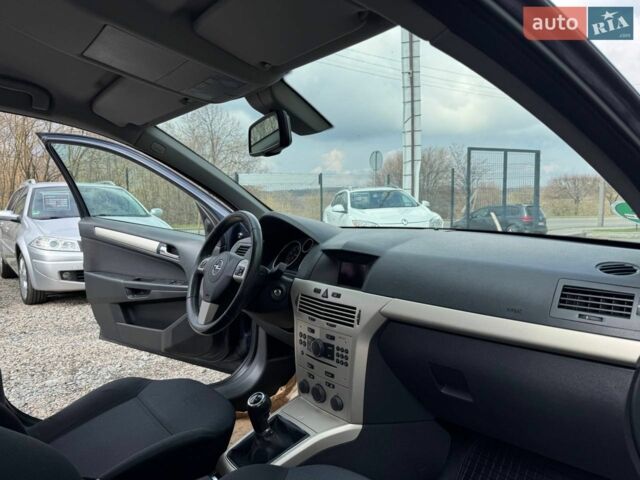 Синий Опель Астра, объемом двигателя 1.6 л и пробегом 198 тыс. км за 5700 $, фото 39 на Automoto.ua