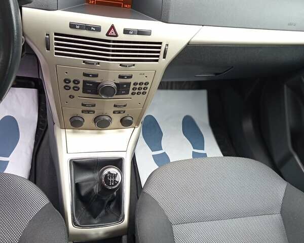 Синій Опель Астра, об'ємом двигуна 1.6 л та пробігом 167 тис. км за 5950 $, фото 74 на Automoto.ua