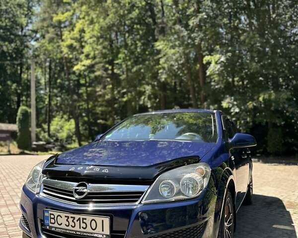 Синий Опель Астра, объемом двигателя 1.69 л и пробегом 270 тыс. км за 7200 $, фото 6 на Automoto.ua