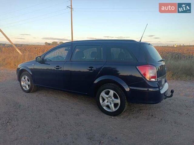 Синий Опель Астра, объемом двигателя 1.7 л и пробегом 251 тыс. км за 6100 $, фото 9 на Automoto.ua