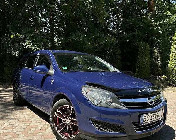 Синий Опель Астра, объемом двигателя 1.69 л и пробегом 270 тыс. км за 7200 $, фото 3 на Automoto.ua