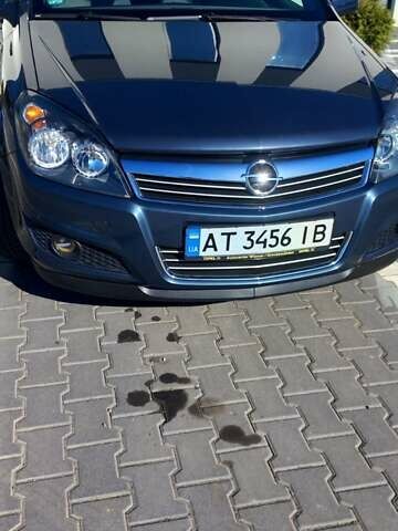 Синий Опель Астра, объемом двигателя 1.36 л и пробегом 214 тыс. км за 5900 $, фото 6 на Automoto.ua