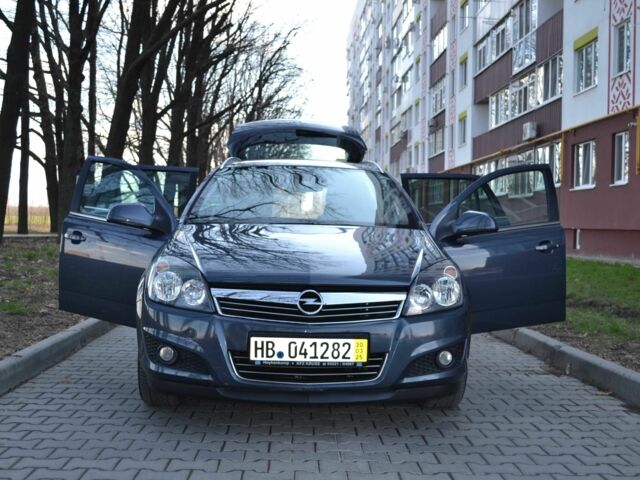 Синий Опель Астра, объемом двигателя 1.6 л и пробегом 131 тыс. км за 6750 $, фото 5 на Automoto.ua