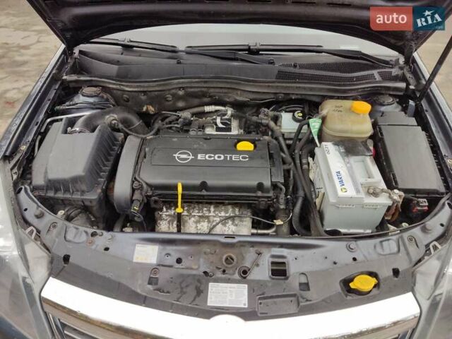 Синий Опель Астра, объемом двигателя 1.6 л и пробегом 230 тыс. км за 5650 $, фото 23 на Automoto.ua