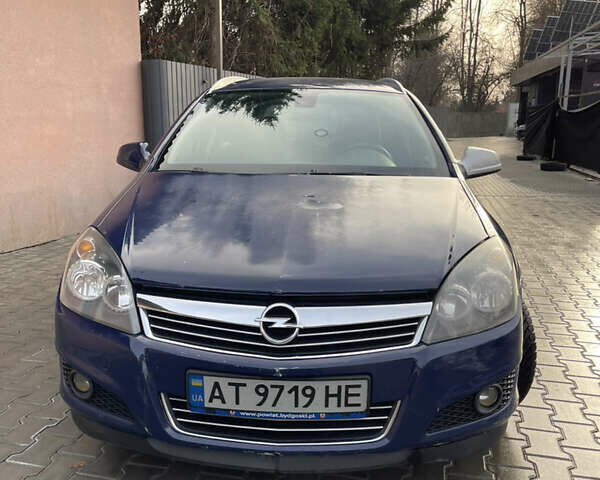 Синий Опель Астра, объемом двигателя 1.69 л и пробегом 328 тыс. км за 4500 $, фото 2 на Automoto.ua