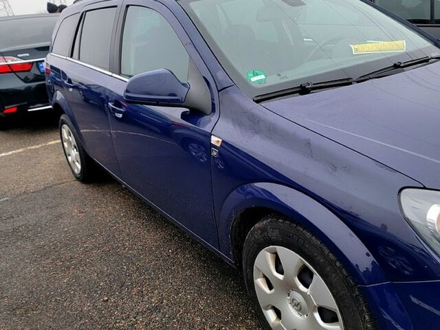 Опель Астра 2010 у Харкові на Automoto.ua Синій Опель Астра, об'ємом двигуна 17 л та пробігом 265 тис. км за 6150 $, фото 5 на Automoto.ua