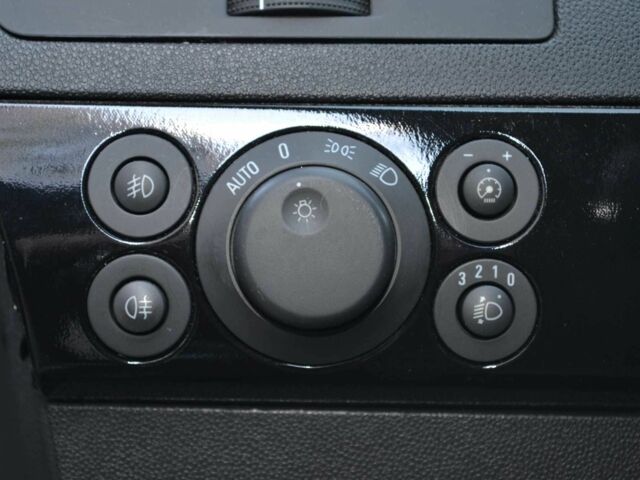 Синий Опель Астра, объемом двигателя 1.6 л и пробегом 131 тыс. км за 6750 $, фото 13 на Automoto.ua