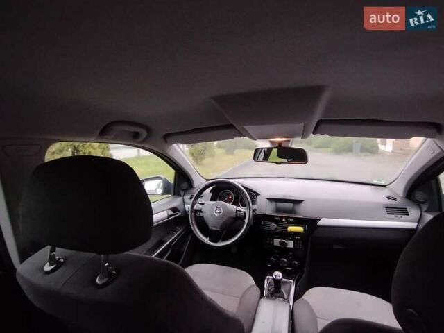 Синій Опель Астра, об'ємом двигуна 1.7 л та пробігом 281 тис. км за 5700 $, фото 18 на Automoto.ua