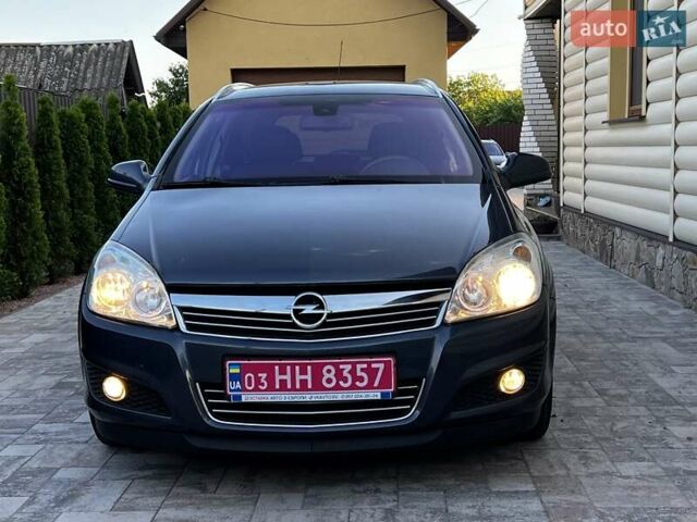 Синий Опель Астра, объемом двигателя 1.6 л и пробегом 183 тыс. км за 5800 $, фото 3 на Automoto.ua