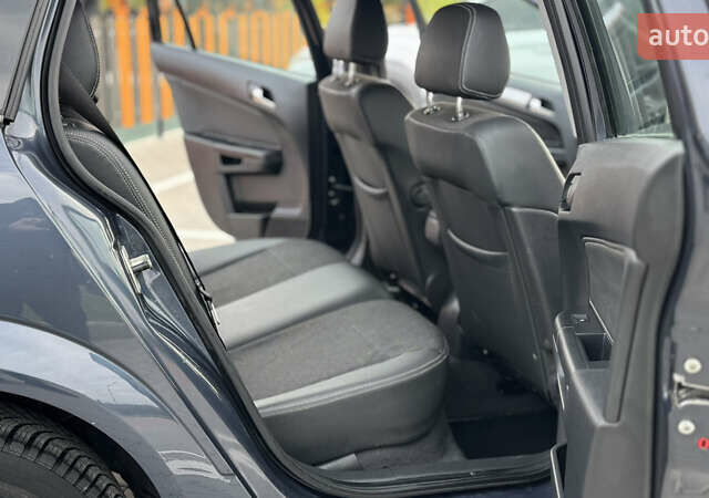 Синій Опель Астра, об'ємом двигуна 1.6 л та пробігом 182 тис. км за 6400 $, фото 28 на Automoto.ua