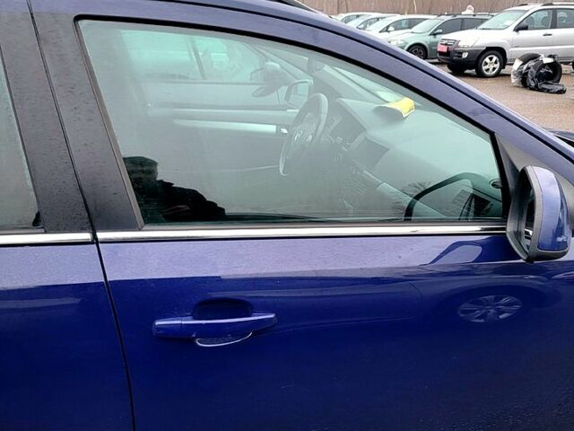 Опель Астра 2010 у Харкові на Automoto.ua Синій Опель Астра, об'ємом двигуна 17 л та пробігом 265 тис. км за 6150 $, фото 9 на Automoto.ua