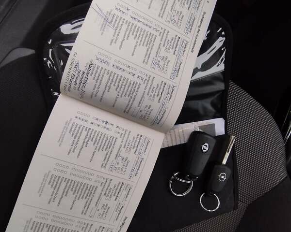 Синій Опель Астра, об'ємом двигуна 1.7 л та пробігом 281 тис. км за 5700 $, фото 28 на Automoto.ua