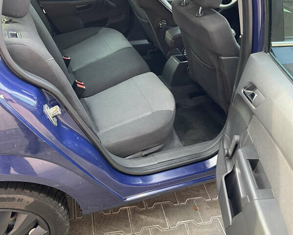 Синий Опель Астра, объемом двигателя 1.69 л и пробегом 328 тыс. км за 4500 $, фото 14 на Automoto.ua