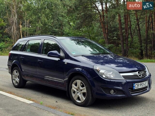 Синий Опель Астра, объемом двигателя 1.69 л и пробегом 258 тыс. км за 5700 $, фото 2 на Automoto.ua