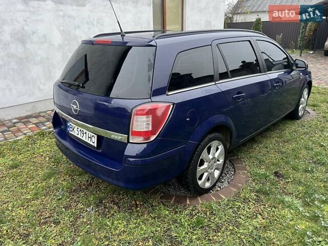 Синий Опель Астра, объемом двигателя 1.69 л и пробегом 292 тыс. км за 5300 $, фото 3 на Automoto.ua