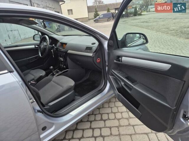 Синій Опель Астра, об'ємом двигуна 1.6 л та пробігом 208 тис. км за 5650 $, фото 55 на Automoto.ua