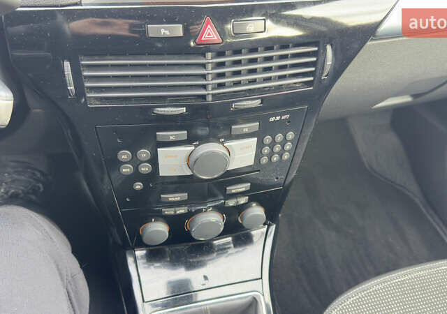 Синій Опель Астра, об'ємом двигуна 1.6 л та пробігом 182 тис. км за 6400 $, фото 55 на Automoto.ua