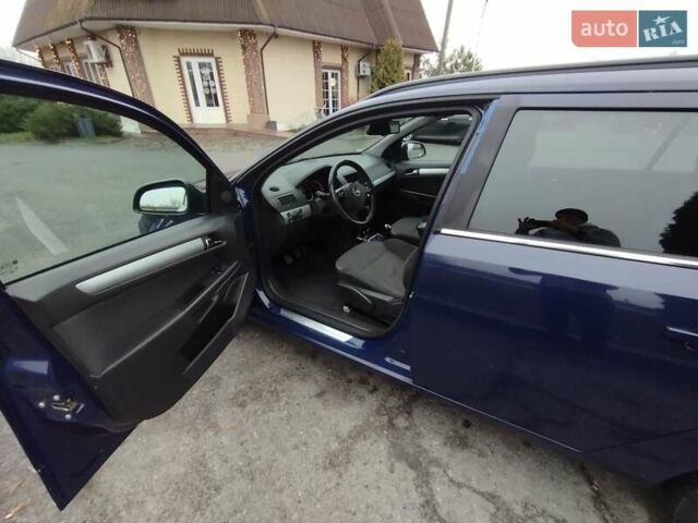 Синій Опель Астра, об'ємом двигуна 1.7 л та пробігом 281 тис. км за 5700 $, фото 27 на Automoto.ua