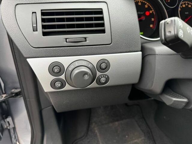 Синий Опель Астра, объемом двигателя 1.6 л и пробегом 157 тыс. км за 6400 $, фото 8 на Automoto.ua