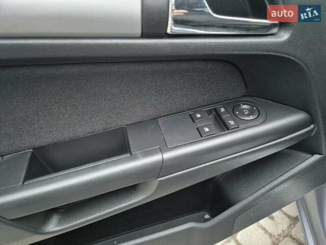 Синій Опель Астра, об'ємом двигуна 1.6 л та пробігом 208 тис. км за 5650 $, фото 60 на Automoto.ua