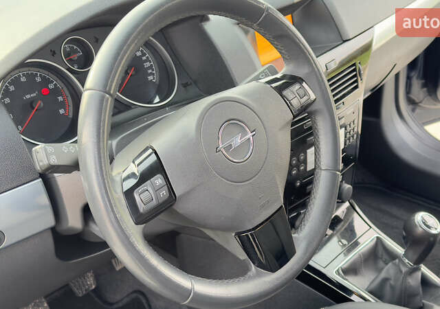 Синій Опель Астра, об'ємом двигуна 1.6 л та пробігом 182 тис. км за 6400 $, фото 25 на Automoto.ua