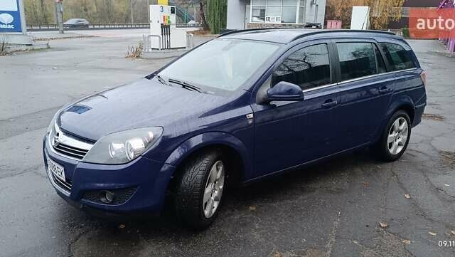 Синий Опель Астра, объемом двигателя 1.6 л и пробегом 355 тыс. км за 5200 $, фото 1 на Automoto.ua