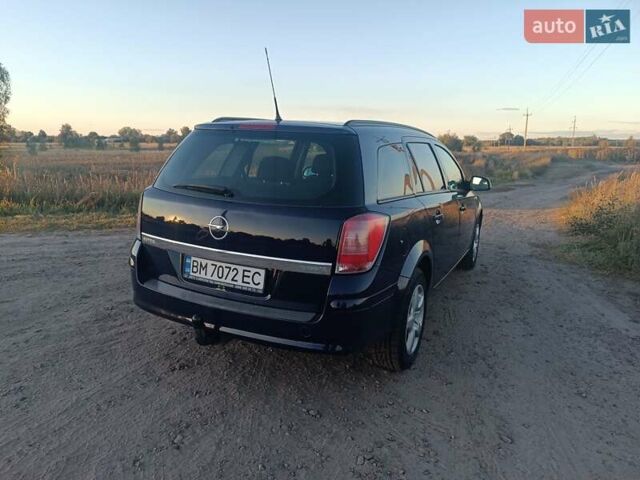 Синий Опель Астра, объемом двигателя 1.7 л и пробегом 251 тыс. км за 6100 $, фото 5 на Automoto.ua