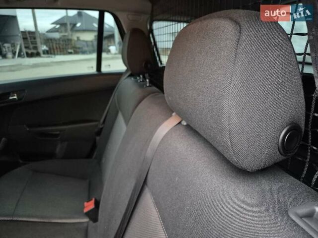 Синій Опель Астра, об'ємом двигуна 1.6 л та пробігом 208 тис. км за 5650 $, фото 70 на Automoto.ua