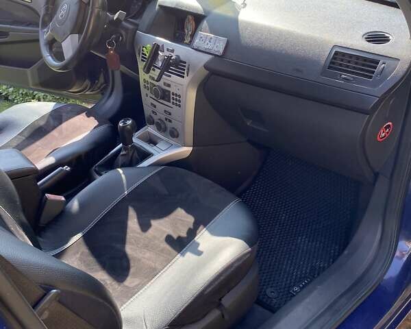 Синій Опель Астра, об'ємом двигуна 1.36 л та пробігом 227 тис. км за 5200 $, фото 8 на Automoto.ua