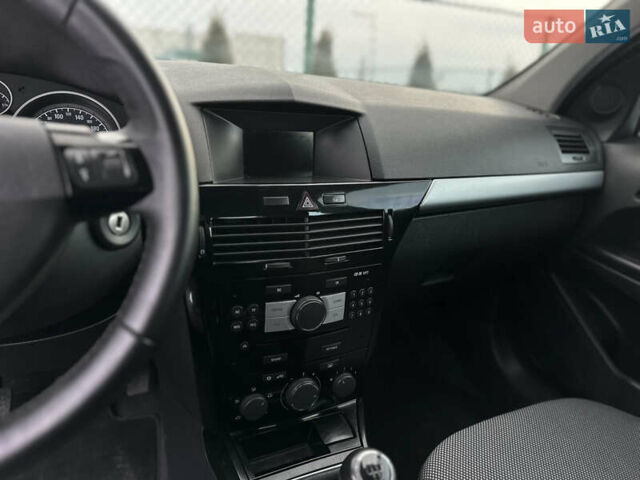 Синій Опель Астра, об'ємом двигуна 1.6 л та пробігом 291 тис. км за 5700 $, фото 27 на Automoto.ua