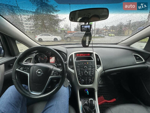 Синий Опель Астра, объемом двигателя 1.2 л и пробегом 308 тыс. км за 7000 $, фото 13 на Automoto.ua