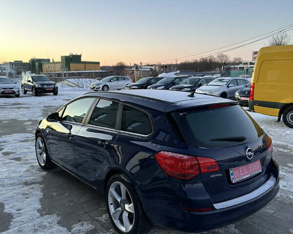 Синій Опель Астра, об'ємом двигуна 1.7 л та пробігом 211 тис. км за 6600 $, фото 1 на Automoto.ua