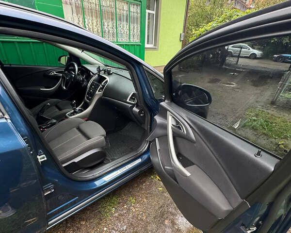 Синий Опель Астра, объемом двигателя 1.7 л и пробегом 231 тыс. км за 7000 $, фото 16 на Automoto.ua