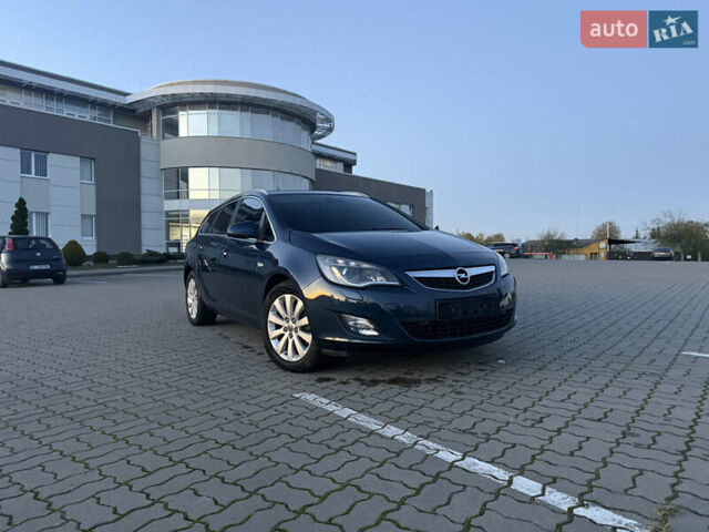 Синий Опель Астра, объемом двигателя 1.7 л и пробегом 171 тыс. км за 8700 $, фото 48 на Automoto.ua
