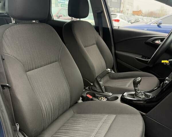 Синий Опель Астра, объемом двигателя 1.25 л и пробегом 214 тыс. км за 6500 $, фото 29 на Automoto.ua