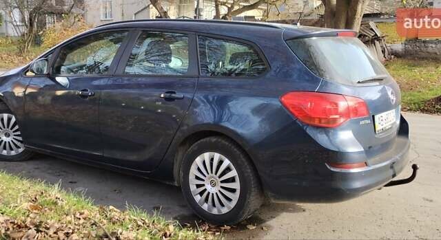 Синий Опель Астра, объемом двигателя 1.3 л и пробегом 270 тыс. км за 6200 $, фото 8 на Automoto.ua