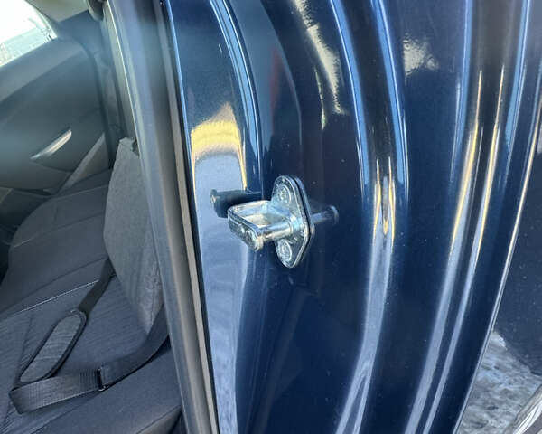 Синий Опель Астра, объемом двигателя 1.6 л и пробегом 166 тыс. км за 7700 $, фото 27 на Automoto.ua