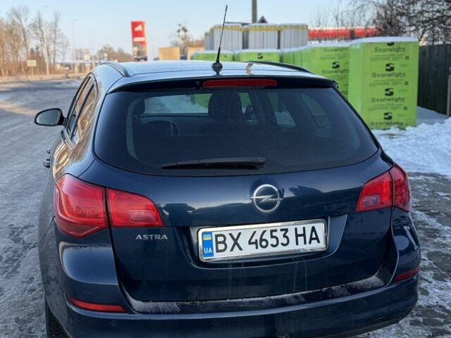 Синий Опель Астра, объемом двигателя 1.6 л и пробегом 180 тыс. км за 5800 $, фото 2 на Automoto.ua