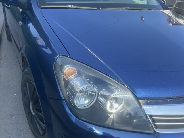 Опель Астра 2011 в Богородчанах на Automoto.ua Синий Опель Астра, объемом двигателя 1.7 л и пробегом 245 тыс. км за 5750 $, фото 5 на Automoto.ua