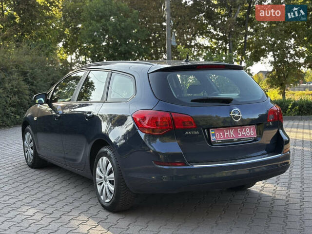 Синий Опель Астра, объемом двигателя 1.6 л и пробегом 200 тыс. км за 6600 $, фото 9 на Automoto.ua