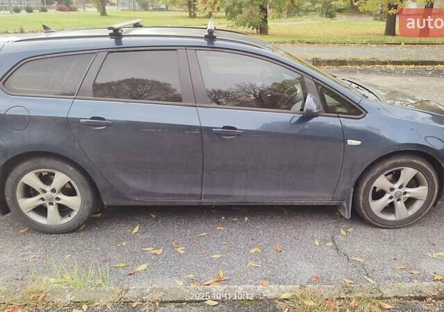 Опель Астра 2011 в Львове на Automoto.ua Синий Опель Астра, объемом двигателя 1.7 л и пробегом 310 тыс. км за 7200 $, фото 6 на Automoto.ua
