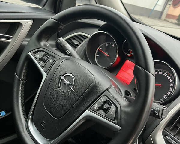 Синий Опель Астра, объемом двигателя 1.69 л и пробегом 257 тыс. км за 6300 $, фото 24 на Automoto.ua