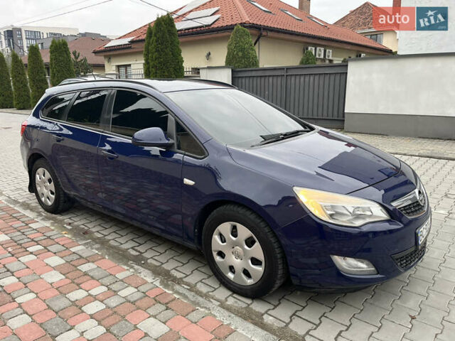 Синий Опель Астра, объемом двигателя 1.69 л и пробегом 257 тыс. км за 6300 $, фото 4 на Automoto.ua