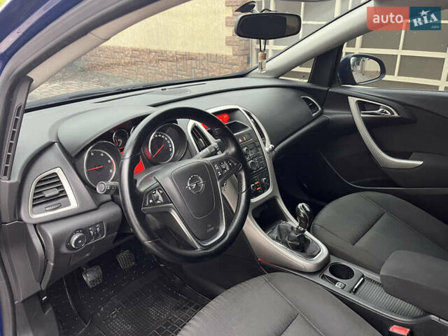 Синий Опель Астра, объемом двигателя 1.69 л и пробегом 257 тыс. км за 6300 $, фото 21 на Automoto.ua