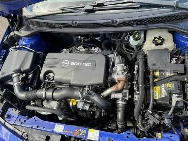 Синий Опель Астра, объемом двигателя 0 л и пробегом 250 тыс. км за 6800 $, фото 8 на Automoto.ua