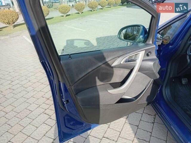Синий Опель Астра, объемом двигателя 1.7 л и пробегом 296 тыс. км за 6300 $, фото 8 на Automoto.ua